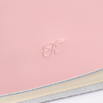 Agendӑ 2025 Light Pink Piele naturalӑ A5